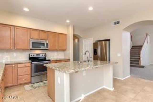 1341 S 173rd Lane, Goodyear, AZ 85338