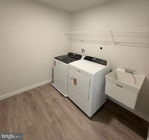 20 GRAYSON LN, Downingtown, PA 19335