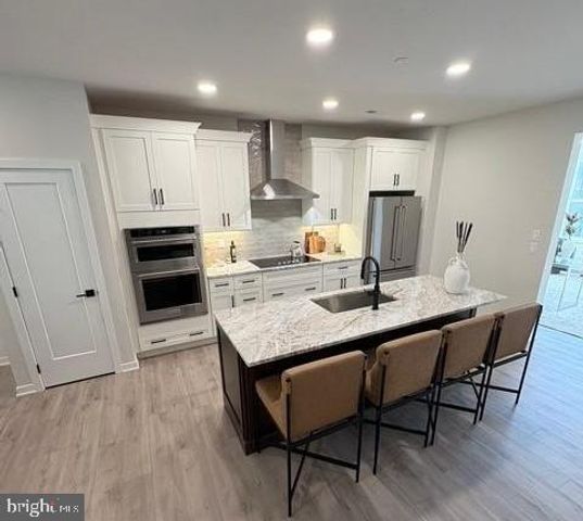 20 GRAYSON LN, Downingtown, PA 19335