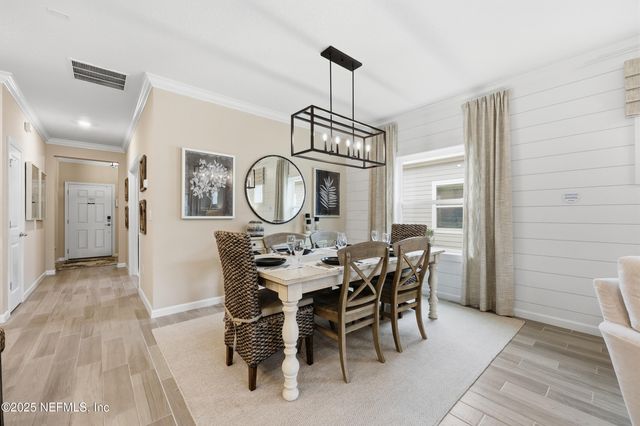 64 ROUND ROBIN Run, St. Johns, FL 32259