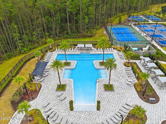 64 ROUND ROBIN Run, St. Johns, FL 32259