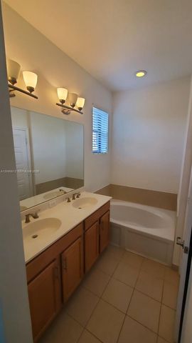 652 NE 191st Terrace 0, Miami, FL 33179