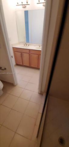 652 NE 191st Terrace 0, Miami, FL 33179