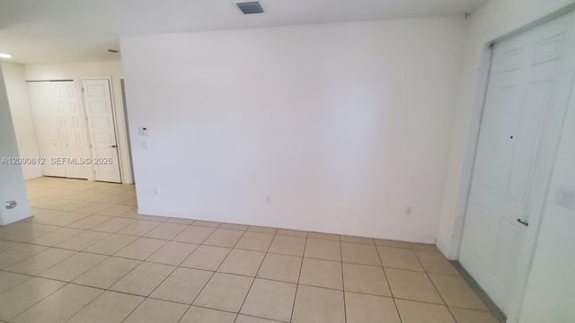 652 NE 191st Terrace 0, Miami, FL 33179