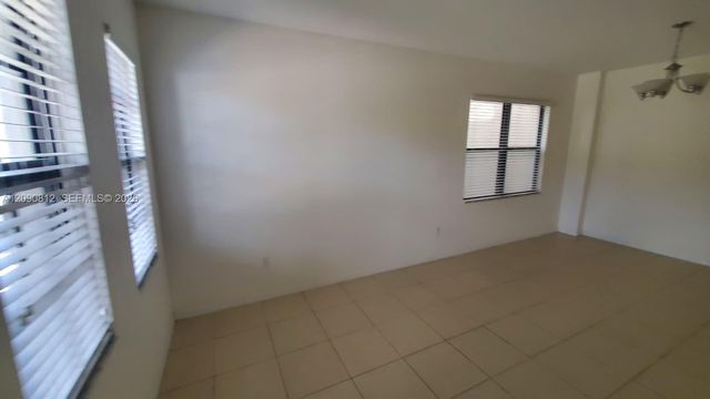 652 NE 191st Terrace 0, Miami, FL 33179