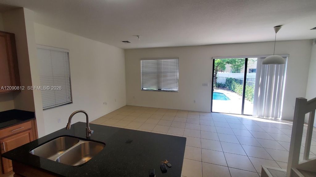652 NE 191st Terrace 0, Miami, FL 33179