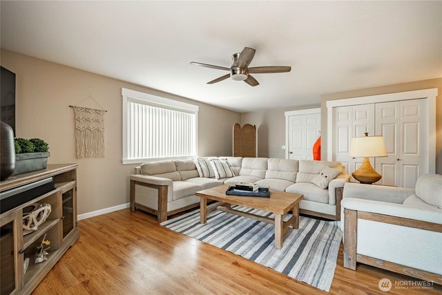 8160 Kayak Way, Blaine, WA 98230