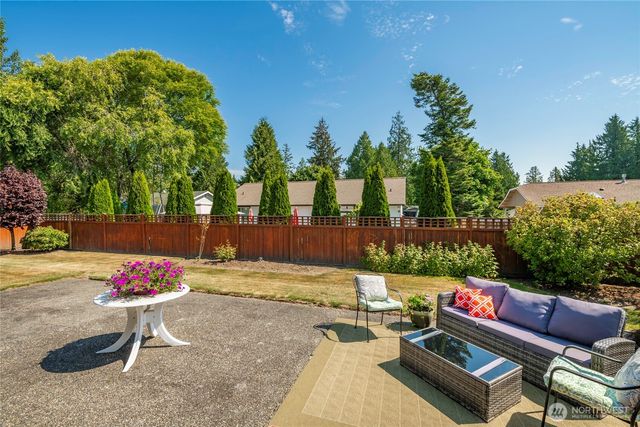 8160 Kayak Way, Blaine, WA 98230