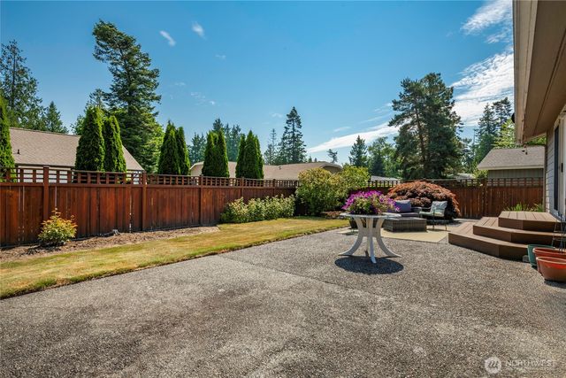 8160 Kayak Way, Blaine, WA 98230