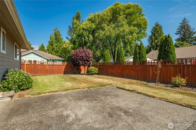 8160 Kayak Way, Blaine, WA 98230