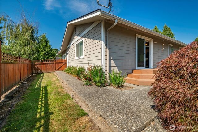 8160 Kayak Way, Blaine, WA 98230