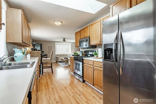 8160 Kayak Way, Blaine, WA 98230