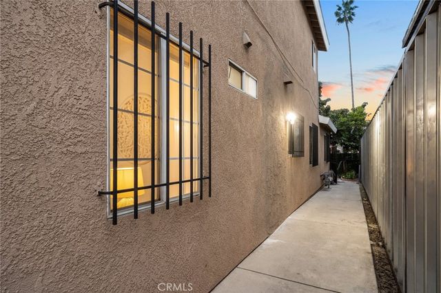 7516 Avalon, Los Angeles, CA 90003