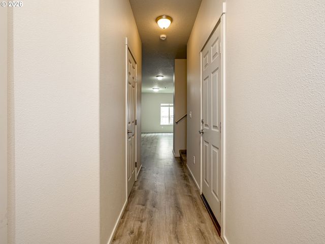1427 Ne 83RD Dr, Vancouver, WA 98665