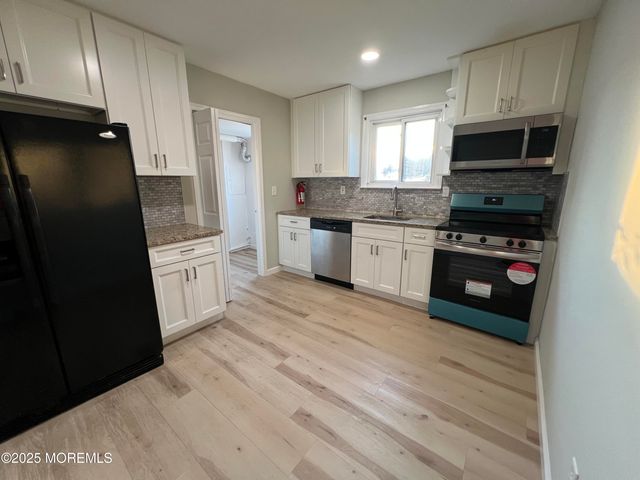 15 Briar Mills Drive, Brick, NJ 08724