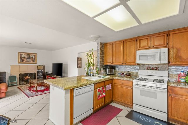 7544 Shangri La Avenue, Las Vegas, NV 89147