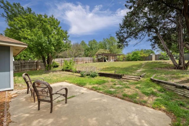 16415 Lone Wolf DR, Leander, TX 78641