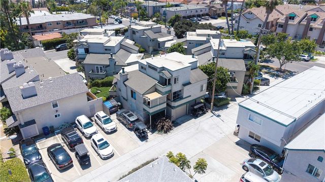 4773 Lamont, San Diego, CA 92109