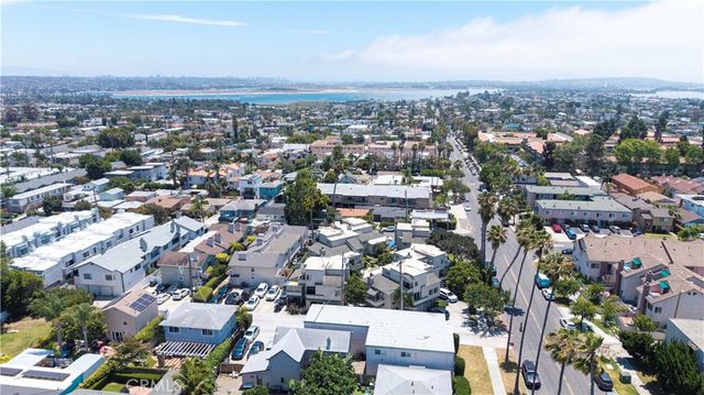 4773 Lamont, San Diego, CA 92109