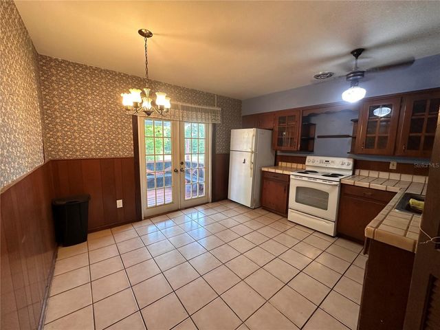 708 CHESTNUT ROAD, Auburndale, FL 33823