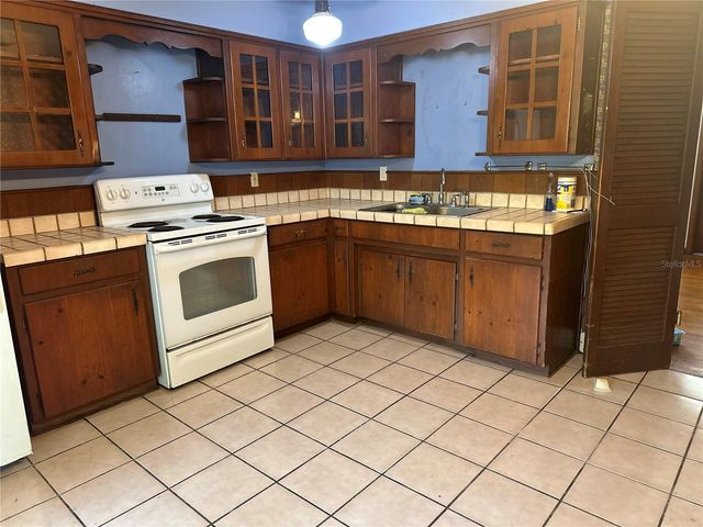 708 CHESTNUT ROAD, Auburndale, FL 33823