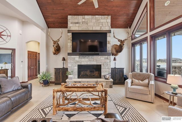 24920 Farnam Circle, Waterloo, NE 68069