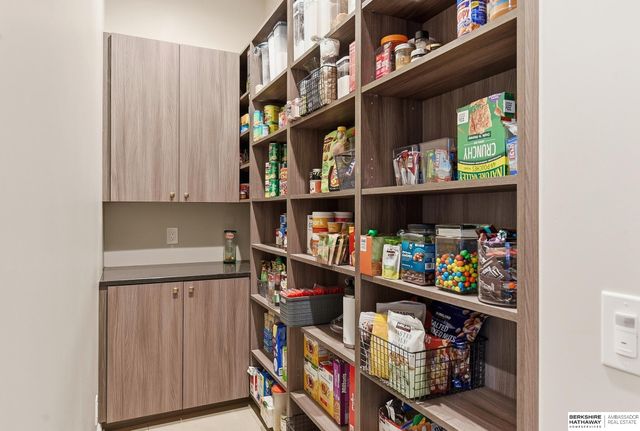 24920 Farnam Circle, Waterloo, NE 68069