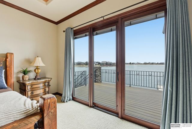 24920 Farnam Circle, Waterloo, NE 68069