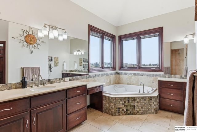 24920 Farnam Circle, Waterloo, NE 68069