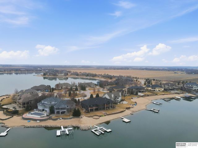 24920 Farnam Circle, Waterloo, NE 68069