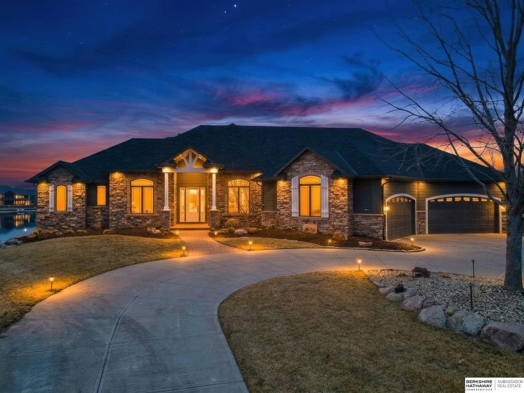 24920 Farnam Circle, Waterloo, NE 68069