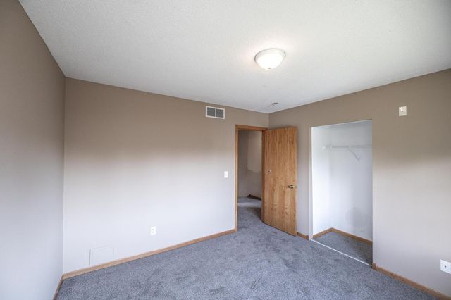 17091 Fairhill Avenue, Farmington, MN 55024