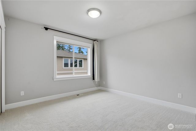 13638 NE 133rd Street, Kirkland, WA 98034