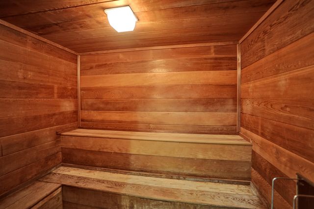 4550 NW 18th Avenue 304, Pompano Beach, FL 33064