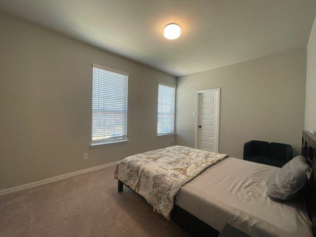 2924 Spirit Woods Lane, Arlington, TX 76001