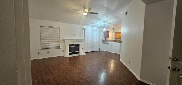 5296 E Harvest Lane, Fresno, CA 93725