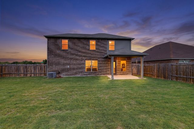1543 Mackinac Drive, Crowley, TX 76036