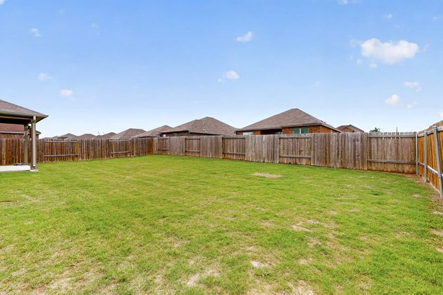 1543 Mackinac Drive, Crowley, TX 76036