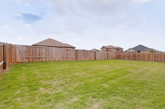 1543 Mackinac Drive, Crowley, TX 76036