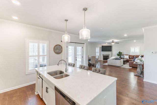 218 Jubilee Circle, Huntsville, AL 35803