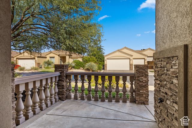 1109 N VENTANA DR, Washington, UT 84780