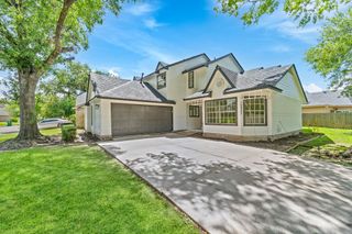12847 Ashford Knoll Drive, Houston, TX 77082