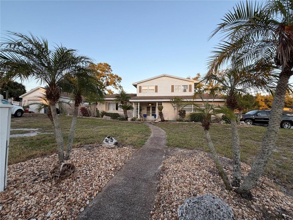 8209 134TH STREET, Seminole, FL 33776