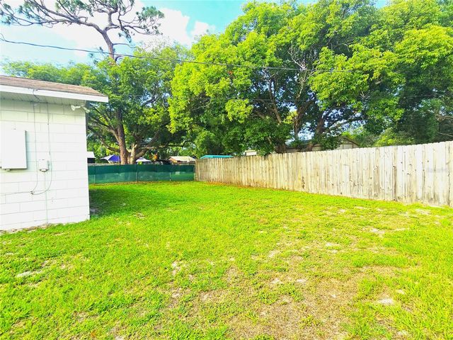 1423 MONTANA AVENUE 1423, St Cloud, FL 34769