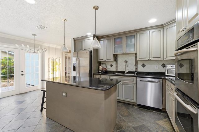 12106 Sailboat Way, Cooper City, FL 33026
