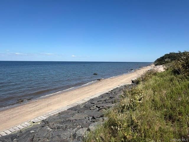 59 Woodhull Landing Road, Sound Beach, NY 11789