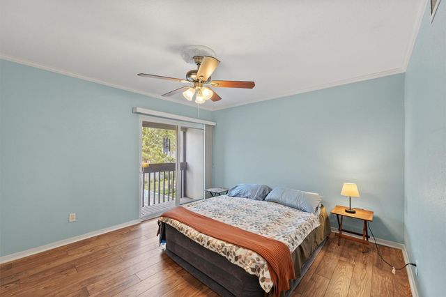 5050 Glenmont Drive F5, Houston, TX 77081