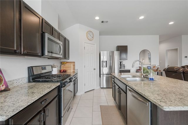 3918 Shiva Dr, Corpus Christi, TX 78410