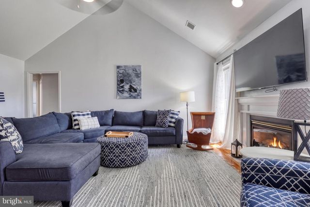 303 TOUCHSTONE DRIVE, Carlisle, PA 17015