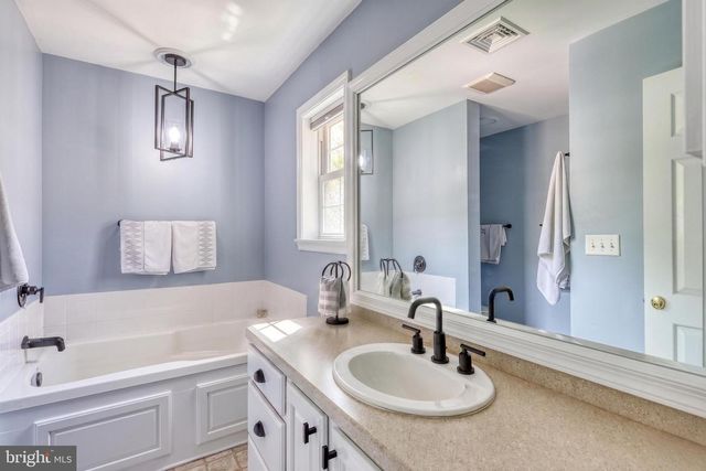 303 TOUCHSTONE DRIVE, Carlisle, PA 17015